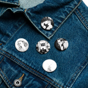 Set of pin buttons